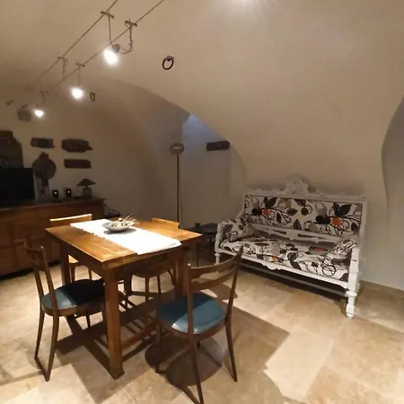 ゲストハウス Piazza Maggiore *